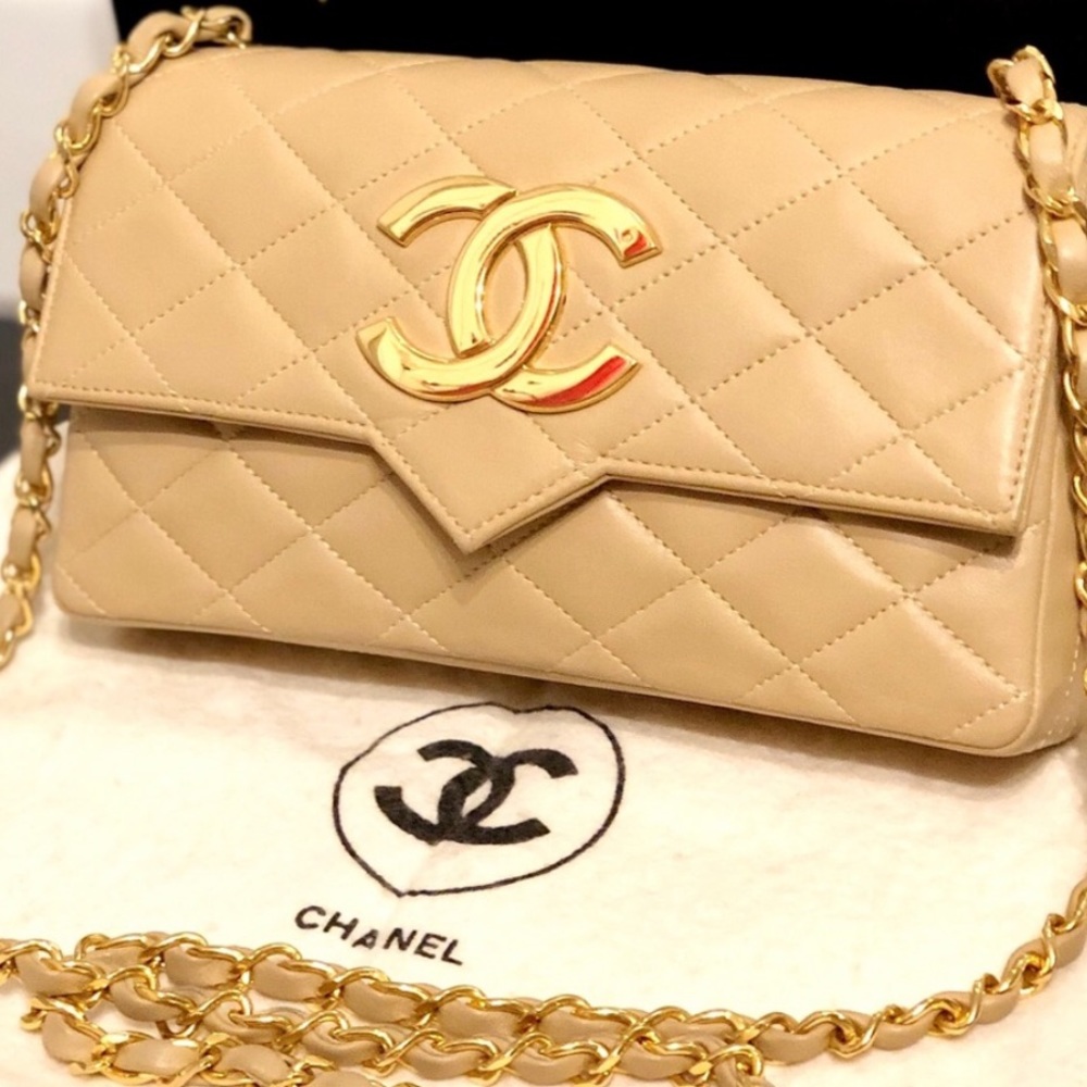 ❗️SOLD💛HOST PICK!💥CHANEL Vintage Quilted CC Bag - Picture 10 of 16